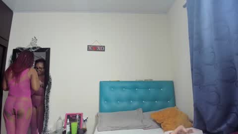 Snapshot of meganhotxx2 chatting on December 14, 4:56 am megan online show from December 14, 4:56 am