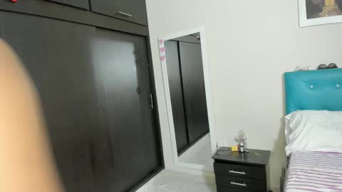 Snapshot of meganhotxx2 chatting on September 28, 3:02 am megan online show from September 28, 3:02 am