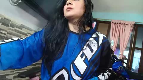 megan online show from December 5, 6:00 pm