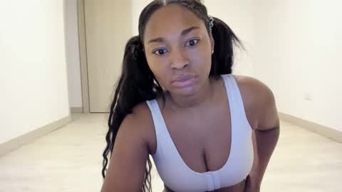 meganmir1 online show from January 17, 1:26 am