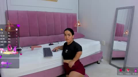 Snapshot of megansaenz_1 chatting on February 25, 7:49 pm Megan online show from February 25, 7:49 pm