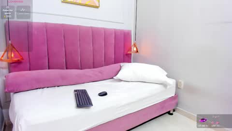 Snapshot of megansaenz_1 chatting on October 21, 8:46 pm Megan online show from October 21, 8:46 pm