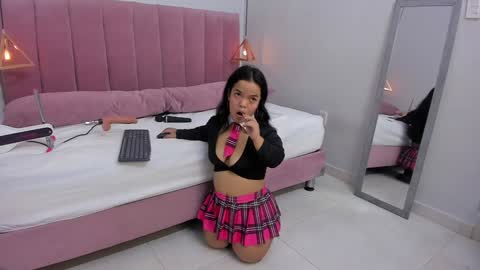 Snapshot of megansaenz_1 chatting on January 9, 8:01 pm Megan online show from January 9, 8:01 pm