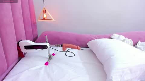 Snapshot of megansaenz_1 chatting on October 2, 8:03 pm Megan online show from October 2, 8:03 pm