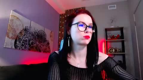 Megan online show from October 4, 2:11 pm