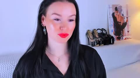 Megan online show from May 27, 9:23 pm