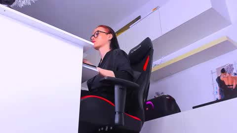 Megan online show from September 24, 7:46 pm