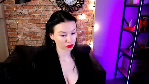 Megan online show from May 15, 3:15 pm