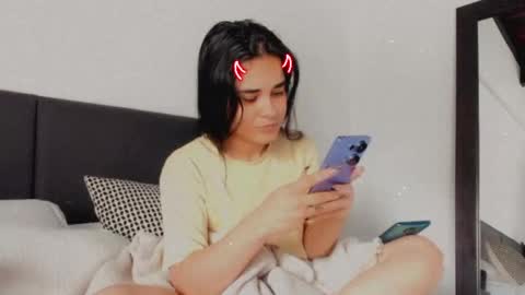 Megan Xue online show from February 10, 6:24 pm