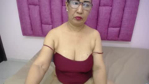 Snapshot of megatitsxxx chatting on January 6, 11:52 pm milfpleasure online show from January 6, 11:52 pm