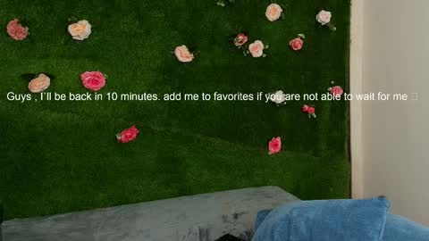 megatitts_ online show from April 10, 11:27 am