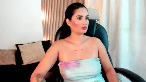 Meghan online show from October 20, 1:14 pm