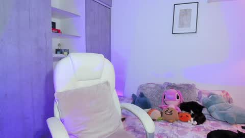 Ann online show from April 16, 2:23 am