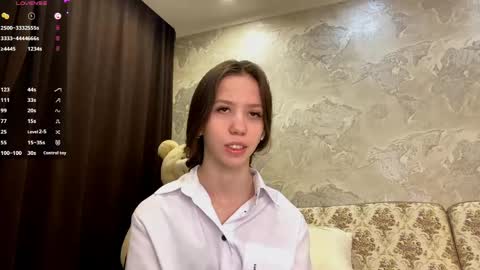 Mei online show from May 12, 5:08 pm