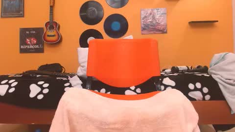 Snapshot of meisevil77 chatting on October 19, 3:08 am MEIS online show from October 19, 3:08 am