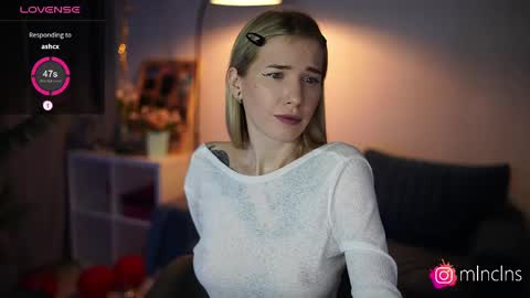 Snapshot of mel_collins chatting on March 10, 4:14 pm MELANIE  PVT ONLY 60TK PER MIN online show from March 10, 4:14 pm