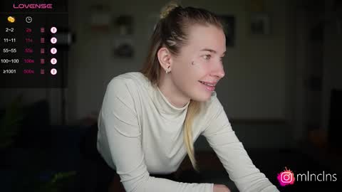 Snapshot of mel_collins chatting on September 21, 3:32 pm MELANIE  PVT ONLY 60TK PER MIN online show from September 21, 3:32 pm