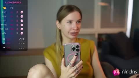 MELANIE  PVT ONLY 60TK PER MIN online show from November 10, 9:59 am