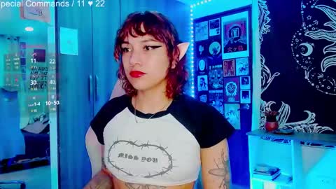 Snapshot of mel_dahlia chatting on January 13, 12:41 am Melissa  -  -  Please help me to reach 100 thumbs up online show from January 13, 12:41 am