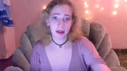 Mel Mellie online show from February 5, 10:33 pm