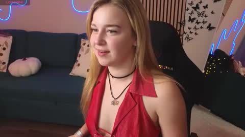 Mel online show from October 30, 7:44 am