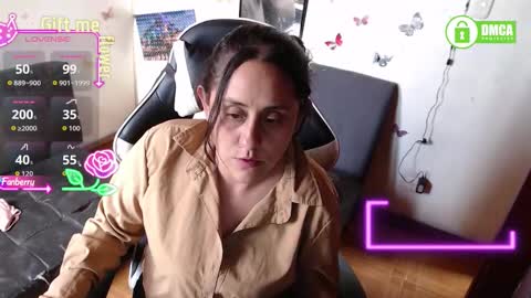 mel raise online show from December 3, 5:59 pm