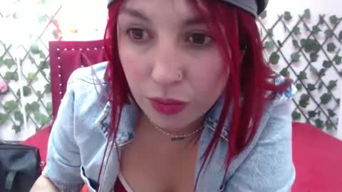 Snapshot of melani_cute01 chatting on September 12, 4:13 am melani_cute01 online show from September 12, 4:13 am