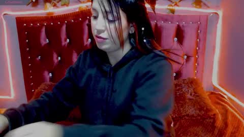 Snapshot of melani_cute01 chatting on January 18, 5:41 am melani_cute01 online show from January 18, 5:41 am