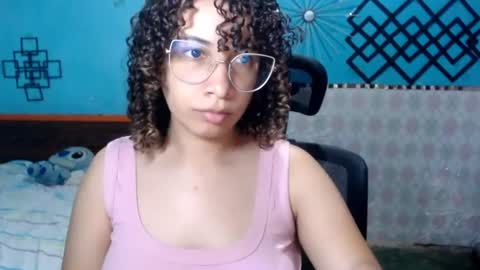 melani online show from August 8, 7:33 pm