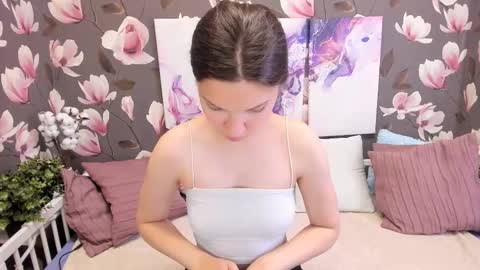 Snapshot of melanie_grant chatting on October 8, 9:24 am Melanie online show from October 8, 9:24 am