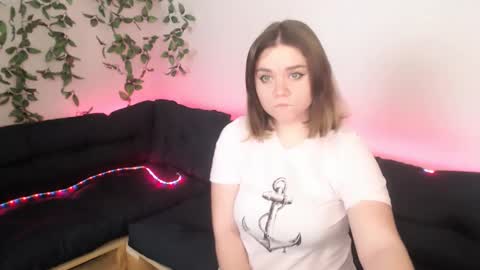 Melanie kissx online show from February 23, 9:06 am