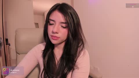 Snapshot of melanie_owo chatting on September 9, 12:32 am Melanie online show from September 9, 12:32 am