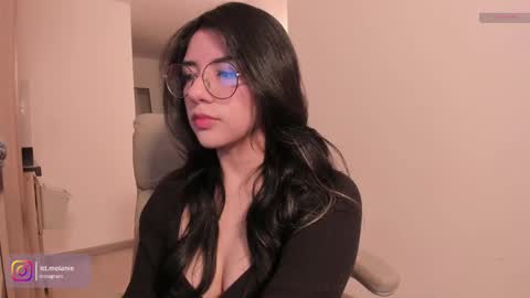 Melanie online show from October 4, 2:00 pm