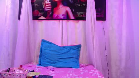 melaniegates06 online show from February 21, 1:23 pm