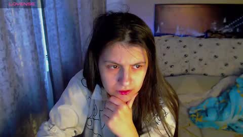 Melanie Milena online show from December 15, 7:02 am