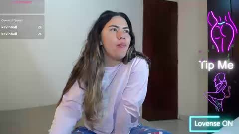 Melanie Parker online show from March 11, 3:14 pm