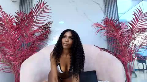 Snapshot of melaniepatton chatting on October 24, 2:13 pm Melanie online show from October 24, 2:13 pm