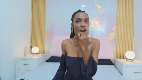 Snapshot of melaniepatton chatting on September 27, 1:29 pm Melanie online show from September 27, 1:29 pm