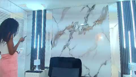 Melanie online show from December 3, 12:18 pm