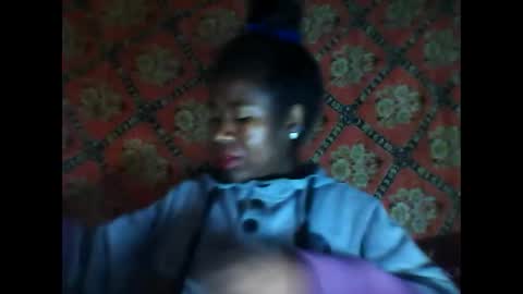 Snapshot of melanih chatting on October 6, 6:52 am melanih online show from October 6, 6:52 am