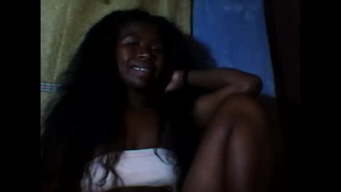 Snapshot of melanih chatting on December 22, 5:23 am melanih online show from December 22, 5:23 am