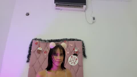 Snapshot of melaniross chatting on December 17, 9:38 pm Meli online show from December 17, 9:38 pm