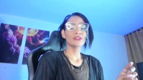 melannia_hills online show from January 24, 7:30 am
