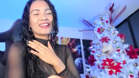 melannia_hills online show from December 13, 7:59 am