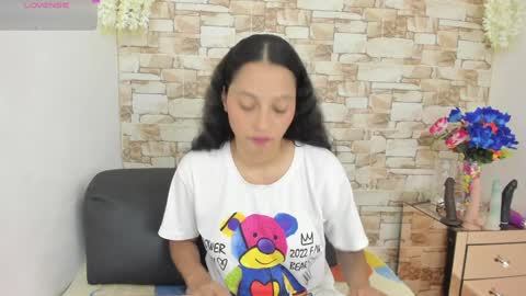 melannie roses online show from December 23, 10:12 pm