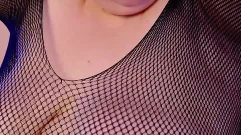 melanniebrown online show from March 31, 5:29 am