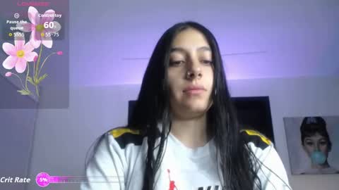 melanny_petite online show from June 10, 12:26 pm