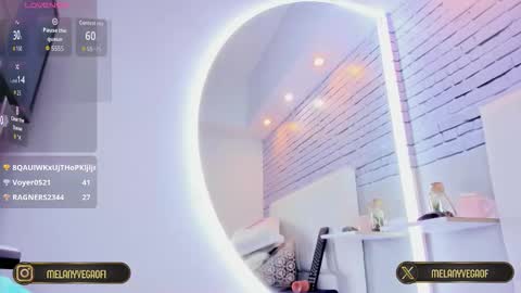 Snapshot of melanyvega_ chatting on September 19, 2:27 pm Melany  online show from September 19, 2:27 pm