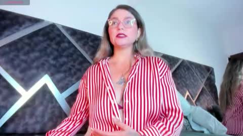 Melany  online show from February 24, 9:19 am