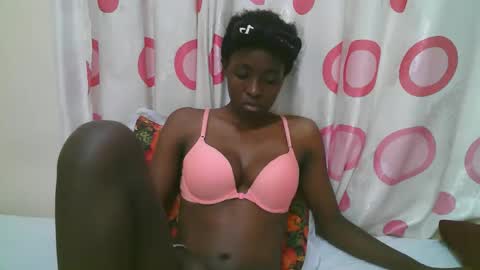 meldeeh online show from October 3, 8:03 pm